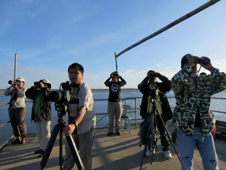 WBCP volunteers on the view deck, counting birds. Photo by Juan Mesquida.
