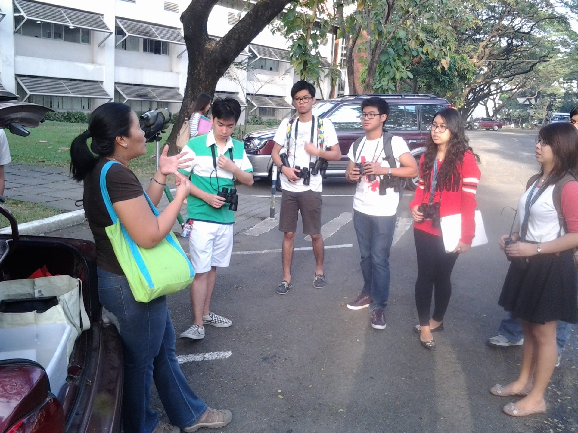 Trinket Constantino gives the introduction to the activity. Photo by Maia Tanedo