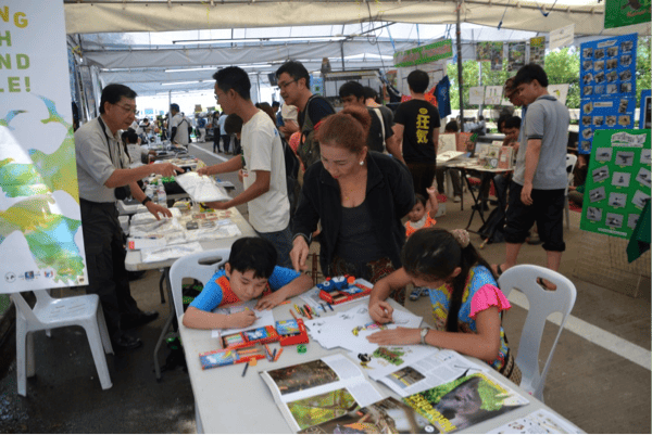 Thailand Bird Fair. Photo by Willem van de Ven