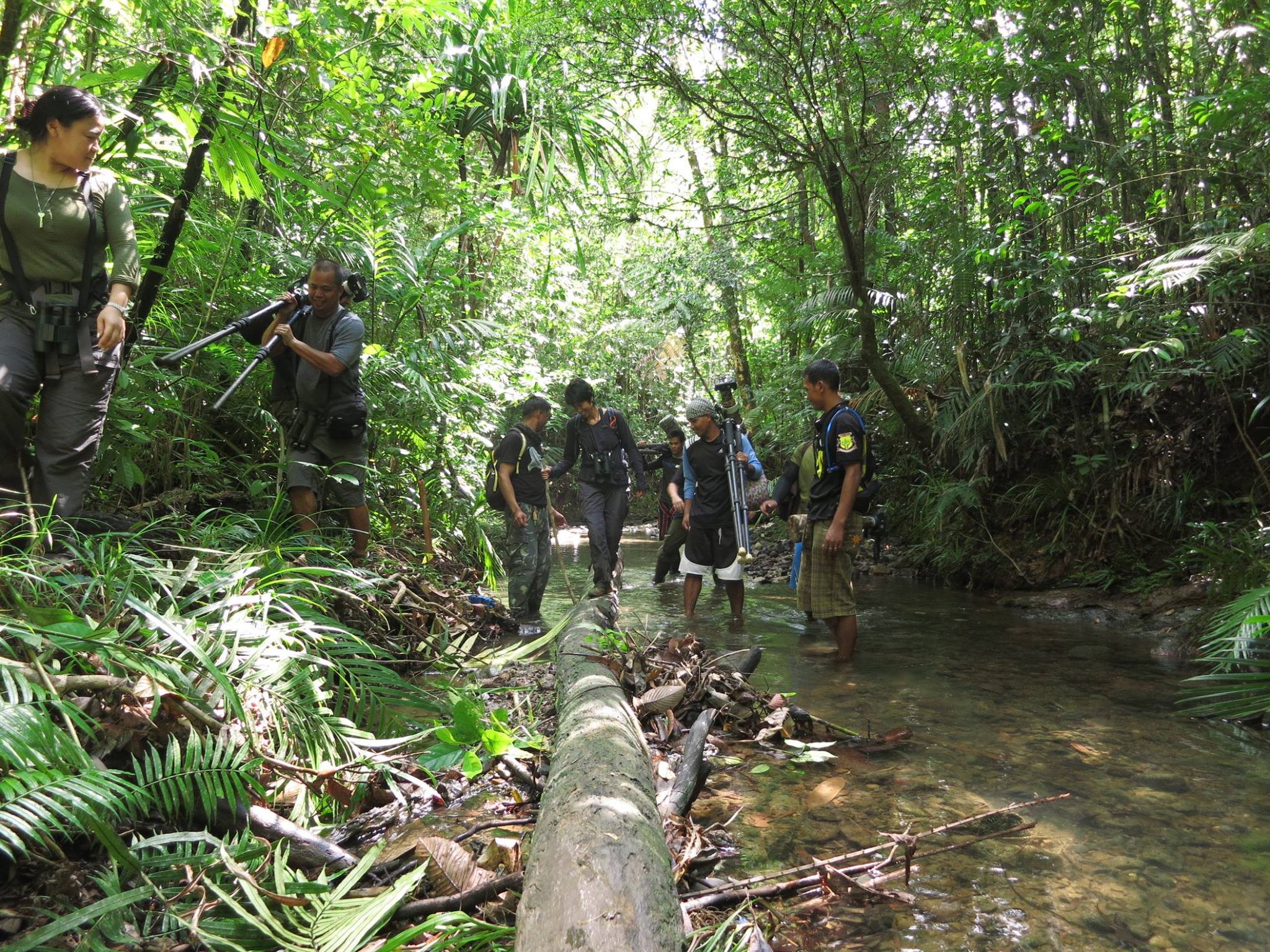 Water crossing. Photo by Ixi Mapua.