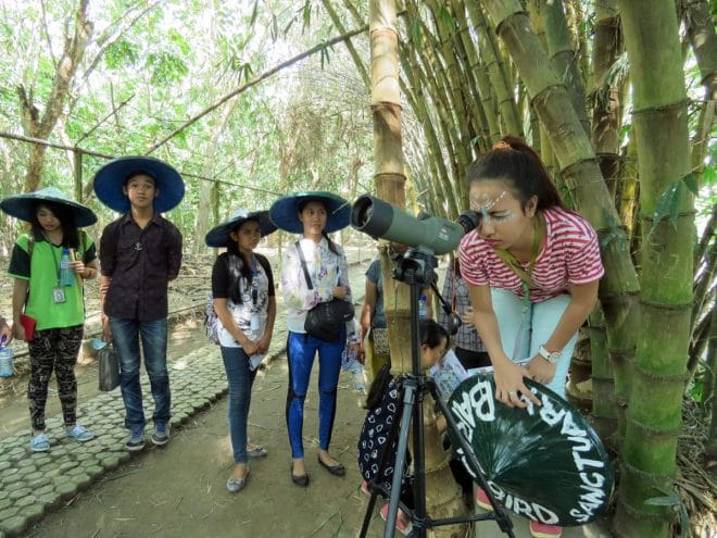 I lost count of the number of guests who peered through my scope, but I’m positive that everyone who did was awestruck. [TinTelesforo]