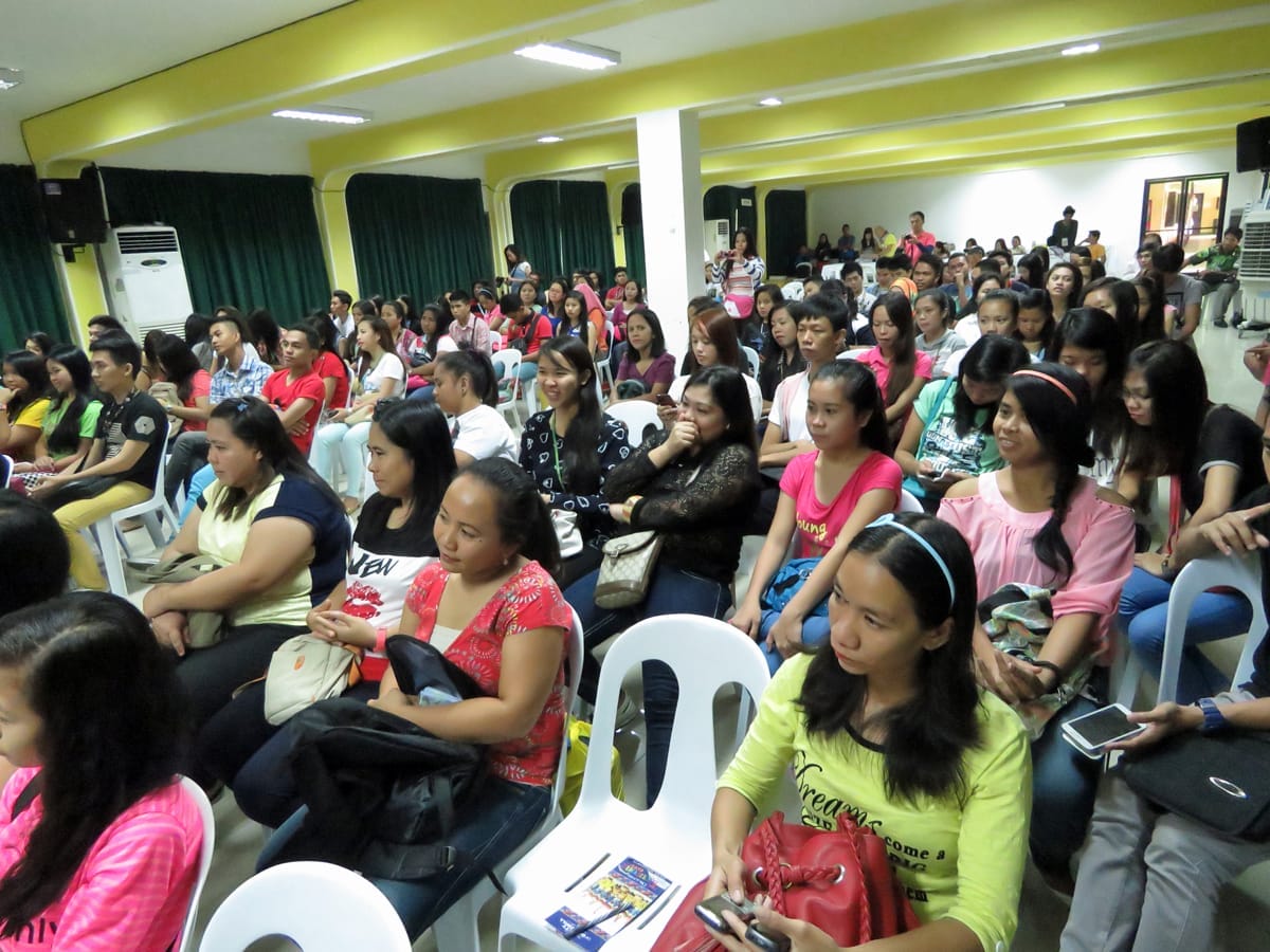 Talks were held in the morning at the Notre Dame of Tacurong College. Topics included talks on Philippine birds, wildlife endemism, and ecotourism in Region XII.